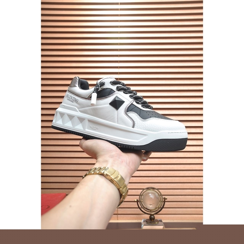 Valentino Sneakers